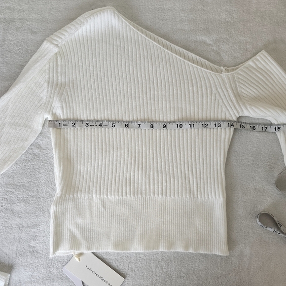 Commense Ribbed One-Shoulder Sweater Top White Size Large Trendy Minimalist - Picture 8 of 10